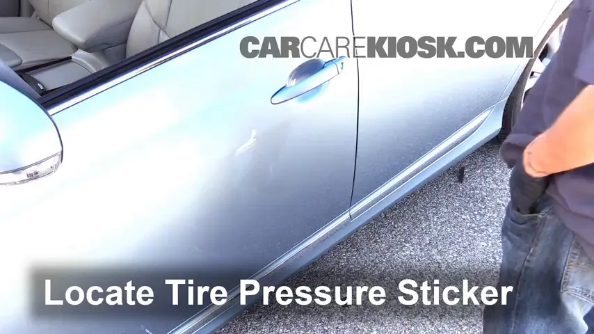 2011 Toyota Avalon 3.5L V6 Tires & Wheels Check Tire Pressure